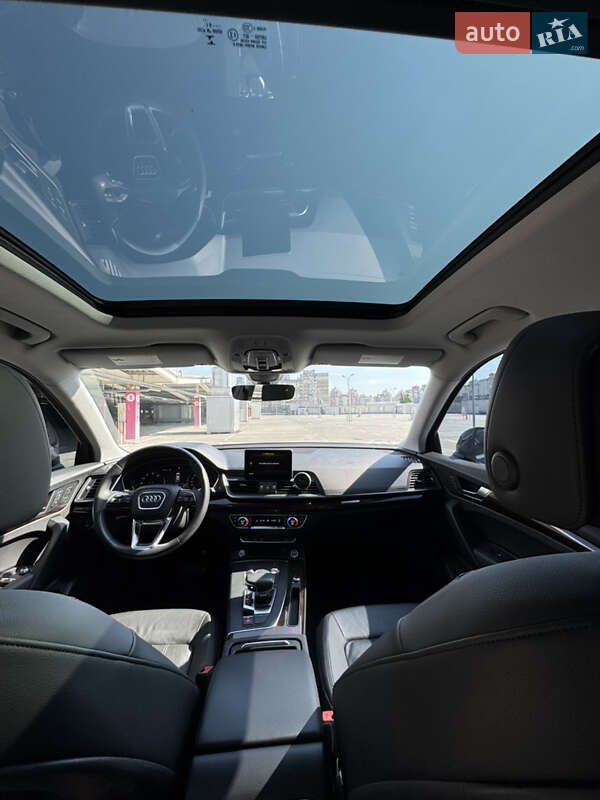 Позашляховик / Кросовер Audi Q5 2018 в Києві