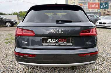 Позашляховик / Кросовер Audi Q5 2018 в 