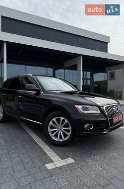 Внедорожник / Кроссовер Audi Q5 2016 в 