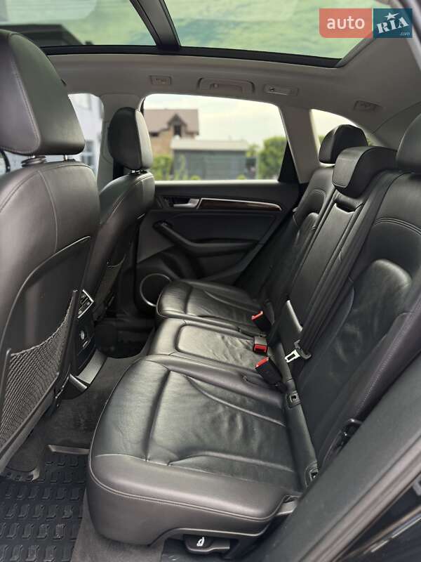 Позашляховик / Кросовер Audi Q5 2016 в Львові