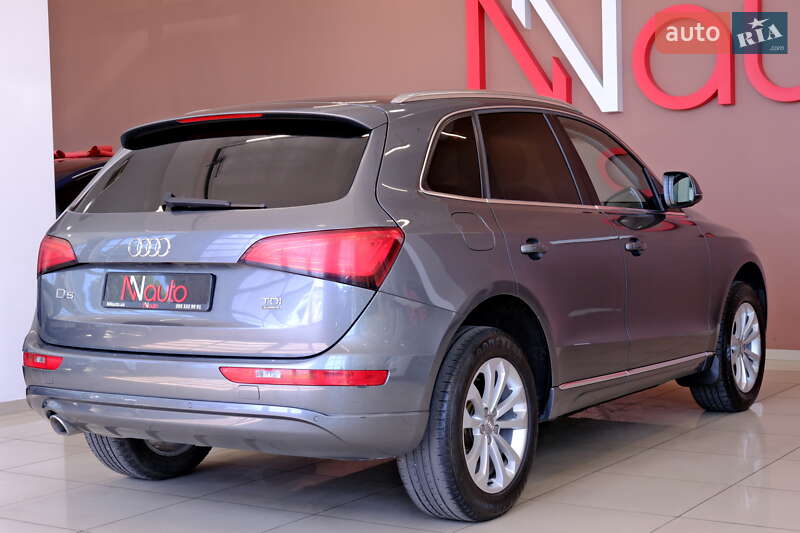 Позашляховик / Кросовер Audi Q5 2014 в Одесі