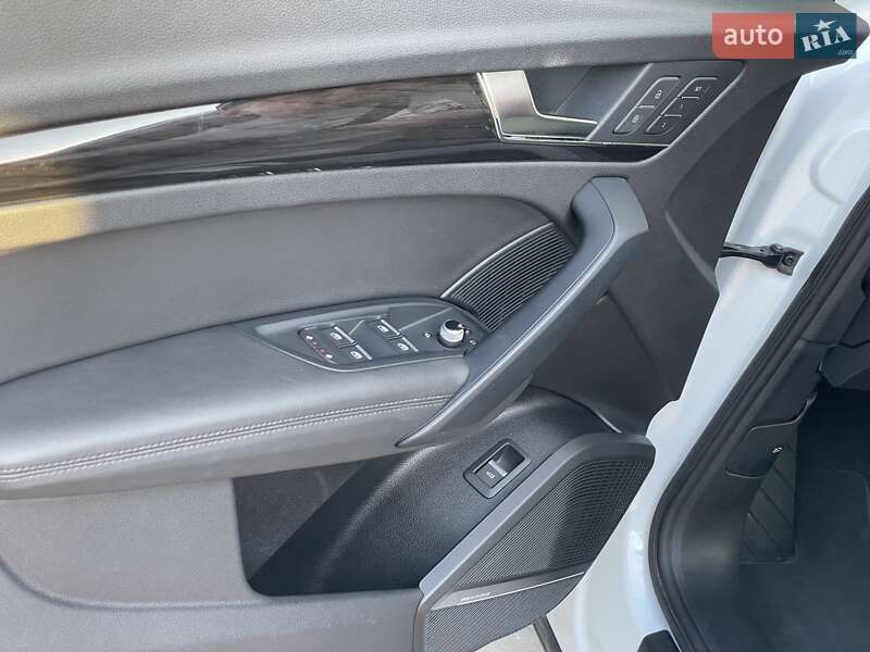 Внедорожник / Кроссовер Audi Q5 2019 в Белой Церкви