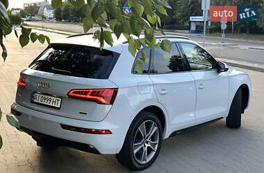 Внедорожник / Кроссовер Audi Q5 2019 в 