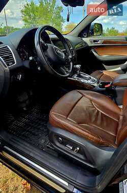 Внедорожник / Кроссовер Audi Q5 2012 в 
