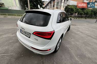 Позашляховик / Кросовер Audi Q5 2013 в 