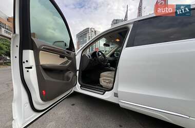 Позашляховик / Кросовер Audi Q5 2013 в 