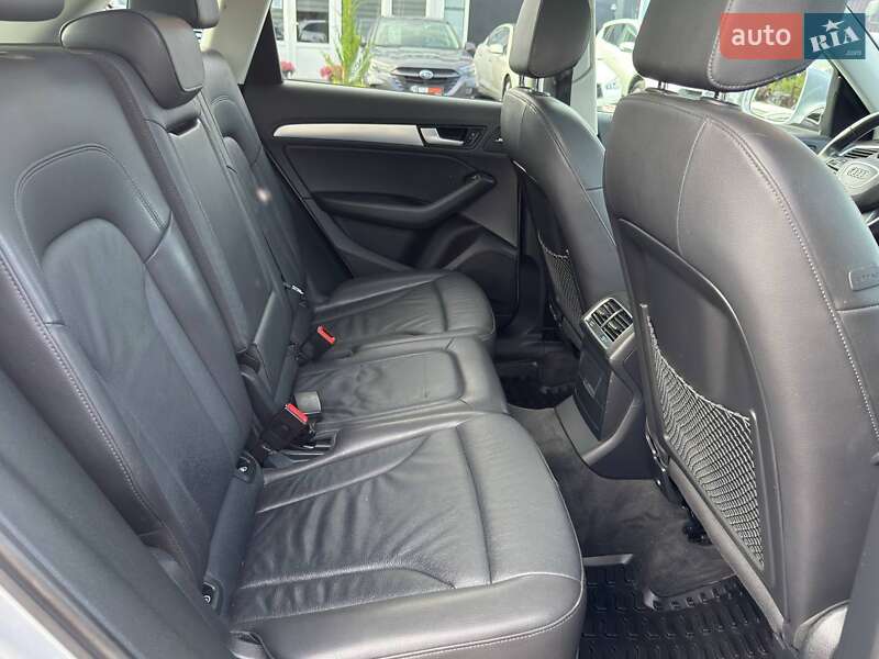 Позашляховик / Кросовер Audi Q5 2016 в Харкові