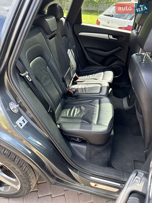 Внедорожник / Кроссовер Audi Q5 2014 в Шептицькому