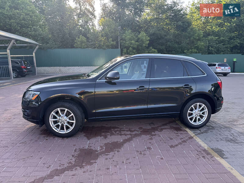 Позашляховик / Кросовер Audi Q5 2012 в Києві