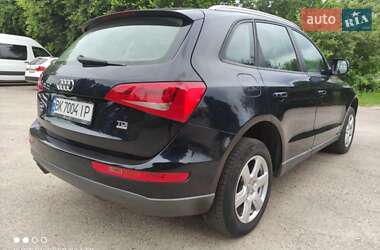 Внедорожник / Кроссовер Audi Q5 2010 в 