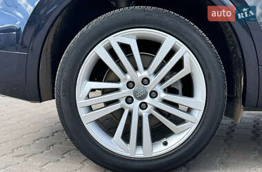 Внедорожник / Кроссовер Audi Q5 2019 в 