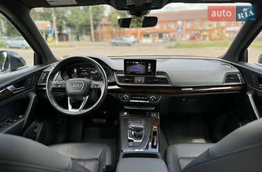 Внедорожник / Кроссовер Audi Q5 2019 в 