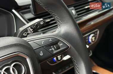 Внедорожник / Кроссовер Audi Q5 2022 в 