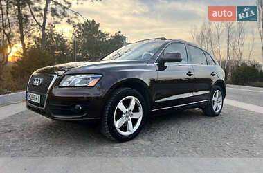 Внедорожник / Кроссовер Audi Q5 2012 в 