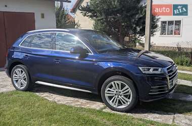 Внедорожник / Кроссовер Audi Q5 2017 в 