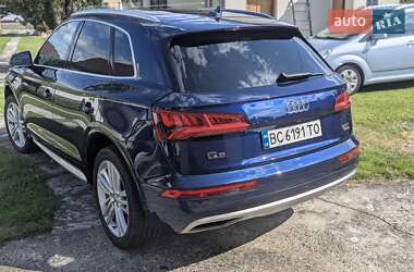 Внедорожник / Кроссовер Audi Q5 2017 в 