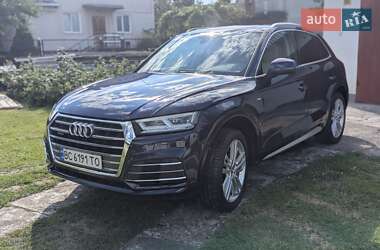Внедорожник / Кроссовер Audi Q5 2017 в 