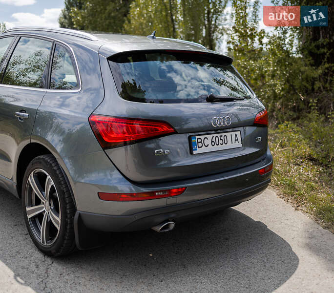Позашляховик / Кросовер Audi Q5 2013 в Мостиській