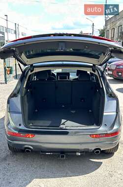 Позашляховик / Кросовер Audi Q5 2012 в 