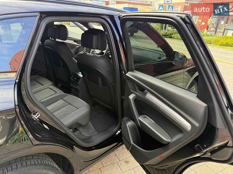 Позашляховик / Кросовер Audi Q5 2024 в Львові