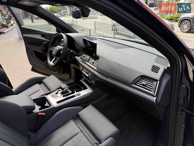 Позашляховик / Кросовер Audi Q5 2024 в Львові
