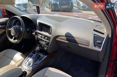 Позашляховик / Кросовер Audi Q5 2014 в 