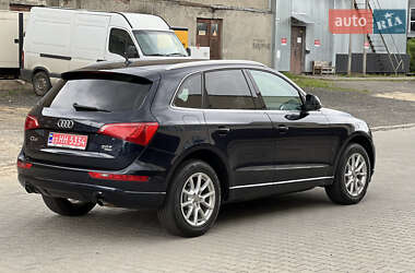 Внедорожник / Кроссовер Audi Q5 2010 в 