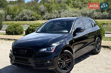 Позашляховик / Кросовер Audi Q5 2016 в 