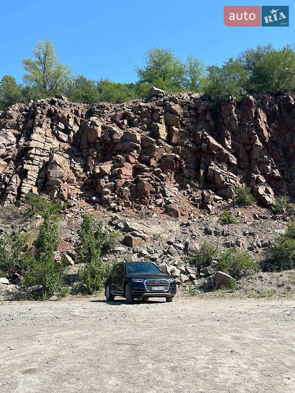 Внедорожник / Кроссовер Audi Q5 2017 в Кривом Роге фото 3 Внедорожник / Кроссовер Audi Q5 2017 в Кривом Роге