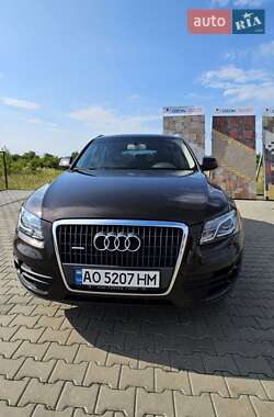 Внедорожник / Кроссовер Audi Q5 2011 в 