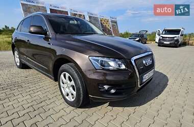 Внедорожник / Кроссовер Audi Q5 2011 в 