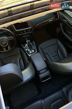 Внедорожник / Кроссовер Audi Q5 2015 в 
