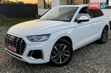 Внедорожник / Кроссовер Audi Q5 2021 в 