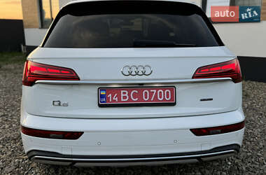 Внедорожник / Кроссовер Audi Q5 2021 в 