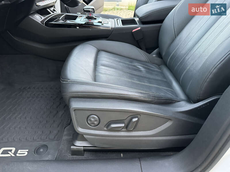 Внедорожник / Кроссовер Audi Q5 2021 в Стрые