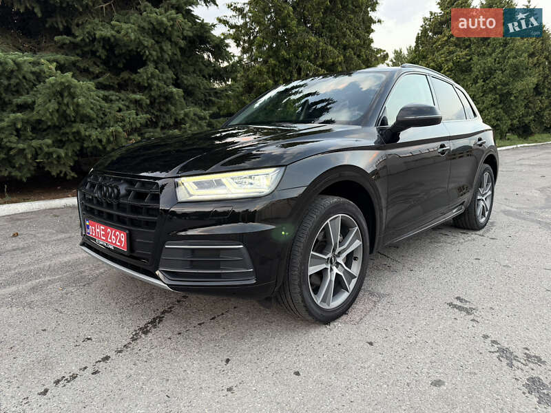 Позашляховик / Кросовер Audi Q5 2019 в Києві