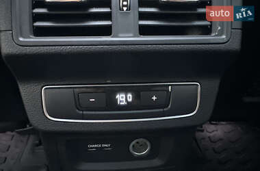 Внедорожник / Кроссовер Audi Q5 2021 в 