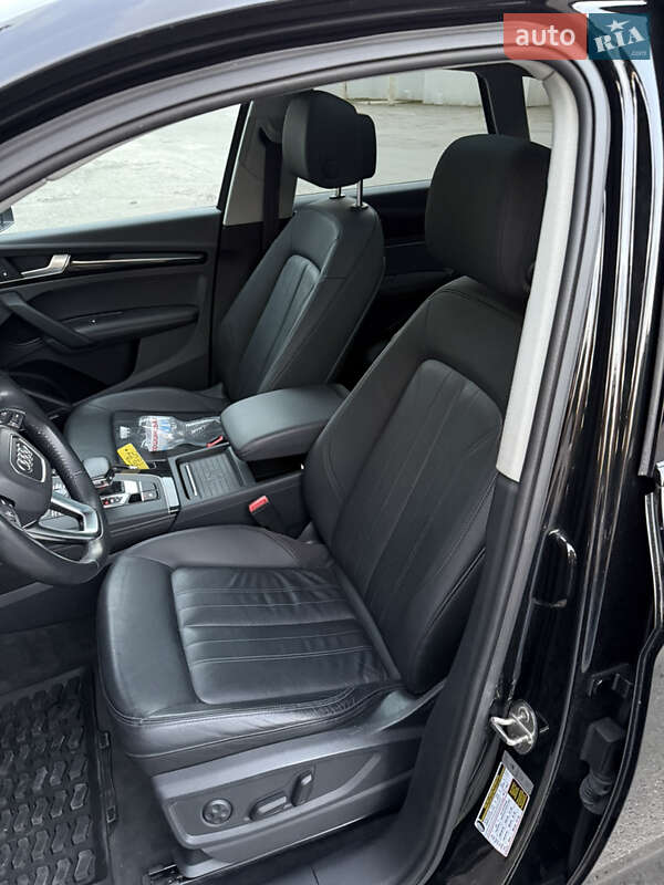 Позашляховик / Кросовер Audi Q5 2019 в Києві