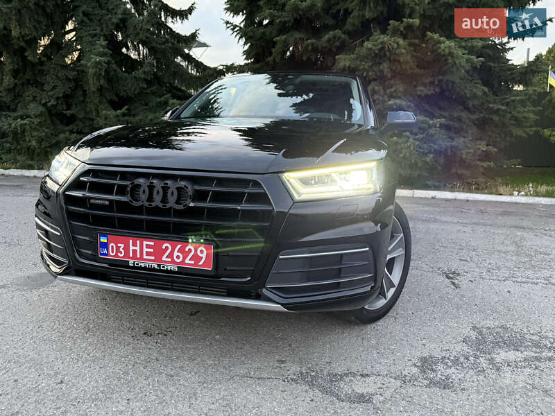 Позашляховик / Кросовер Audi Q5 2019 в Києві