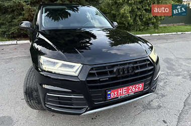 Внедорожник / Кроссовер Audi Q5 2019 в 