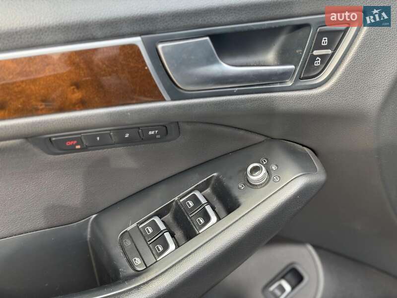 Внедорожник / Кроссовер Audi Q5 2015 в Одессе