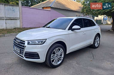 Внедорожник / Кроссовер Audi Q5 2018 в 
