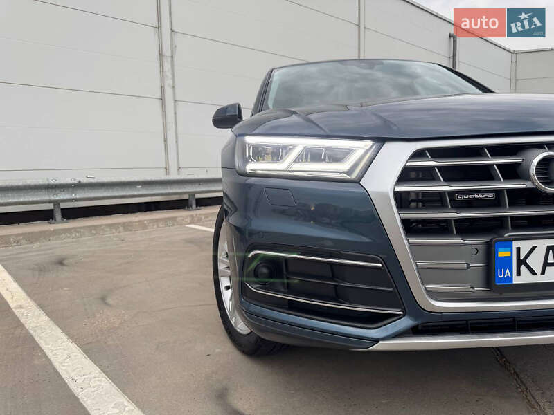 Внедорожник / Кроссовер Audi Q5 2018 в Киеве