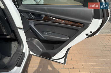 Внедорожник / Кроссовер Audi Q5 2020 в 