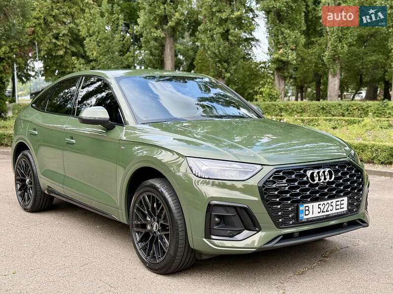 Позашляховик / Кросовер Audi Q5 2021 в Києві