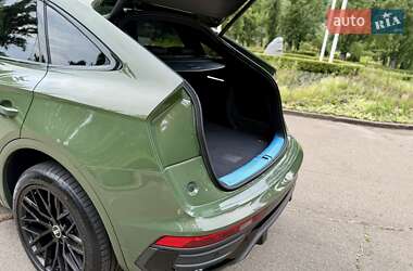 Внедорожник / Кроссовер Audi Q5 2021 в 