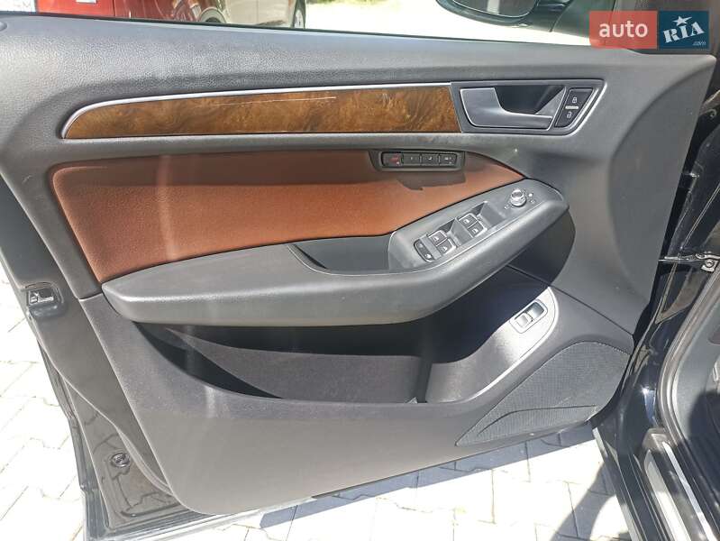 Позашляховик / Кросовер Audi Q5 2014 в Стрию