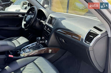 Внедорожник / Кроссовер Audi Q5 2015 в 
