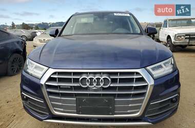 Внедорожник / Кроссовер Audi Q5 2019 в 