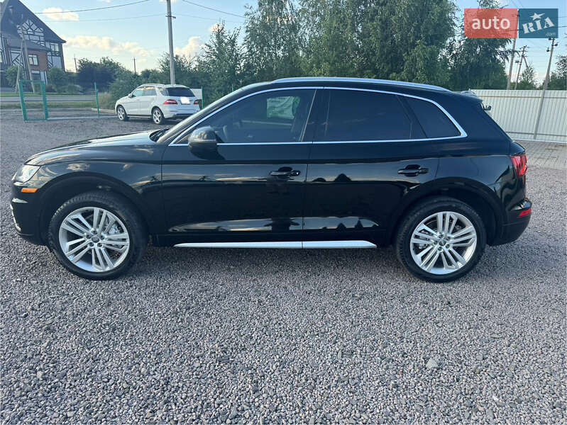 Внедорожник / Кроссовер Audi Q5 2018 в Луцке